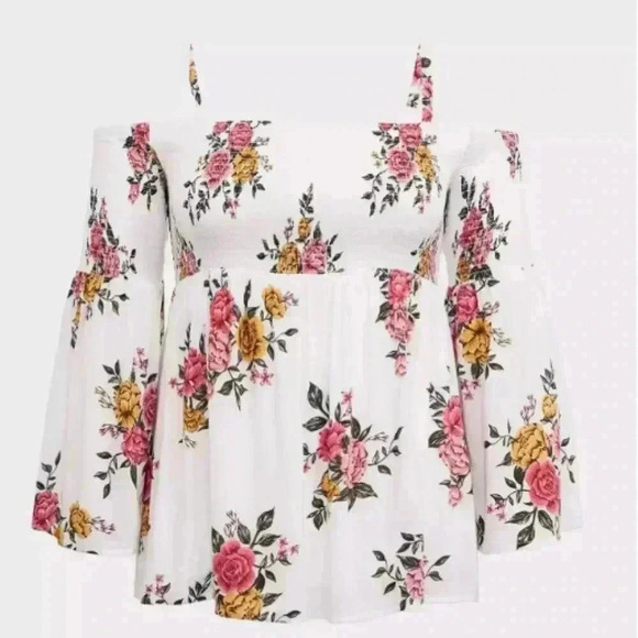 TORRID Challis Cold Shoulder  Blouse Size 3 (22-24) - Picture 2 of 12